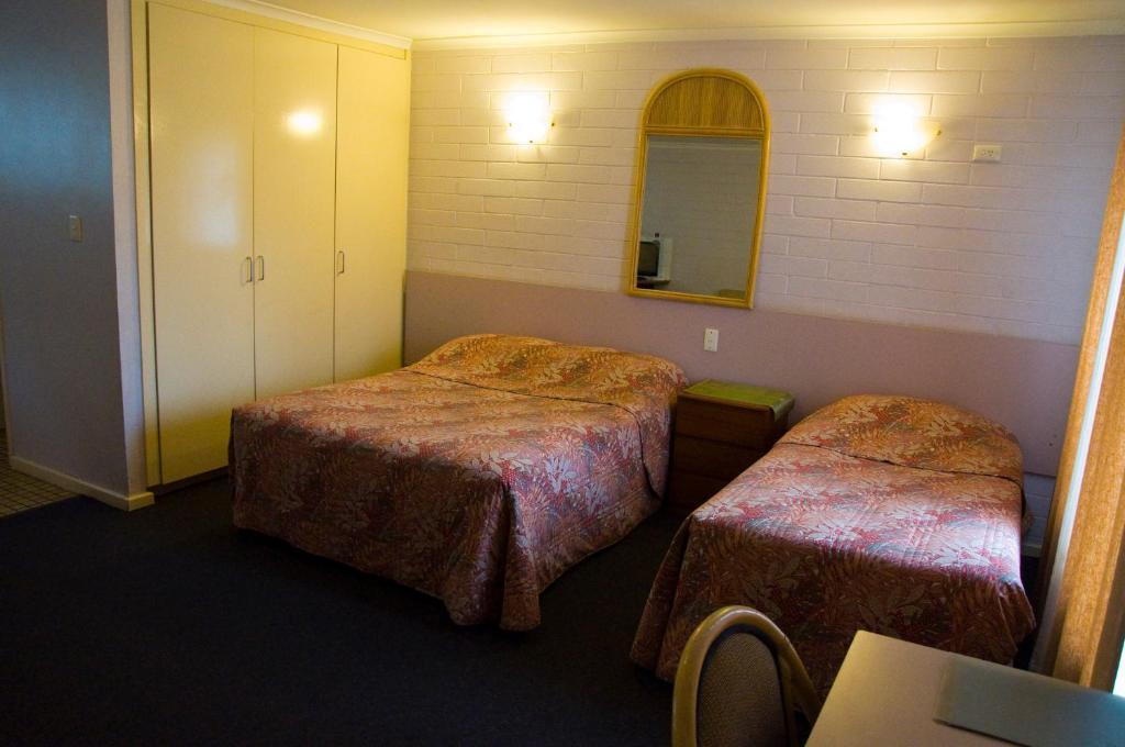 White Gum Motel Alice Springs Δωμάτιο φωτογραφία